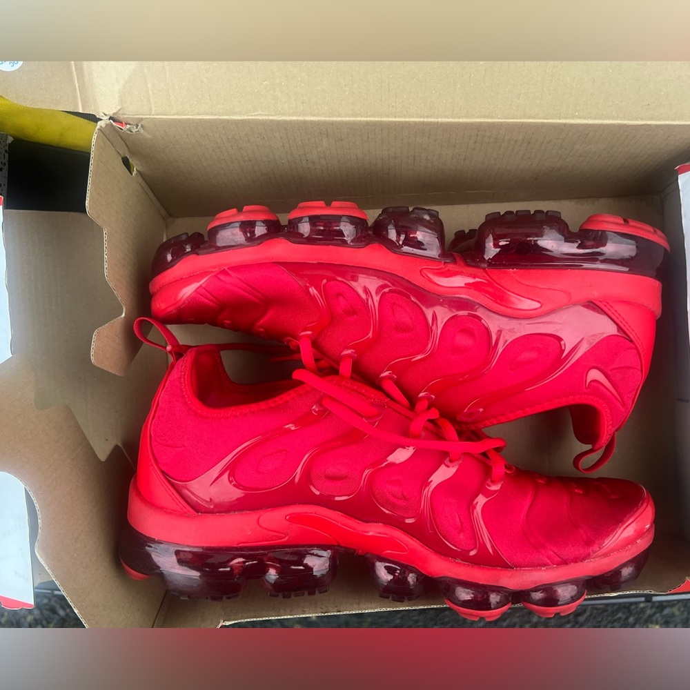 Red vapormax rarely used size 10.5